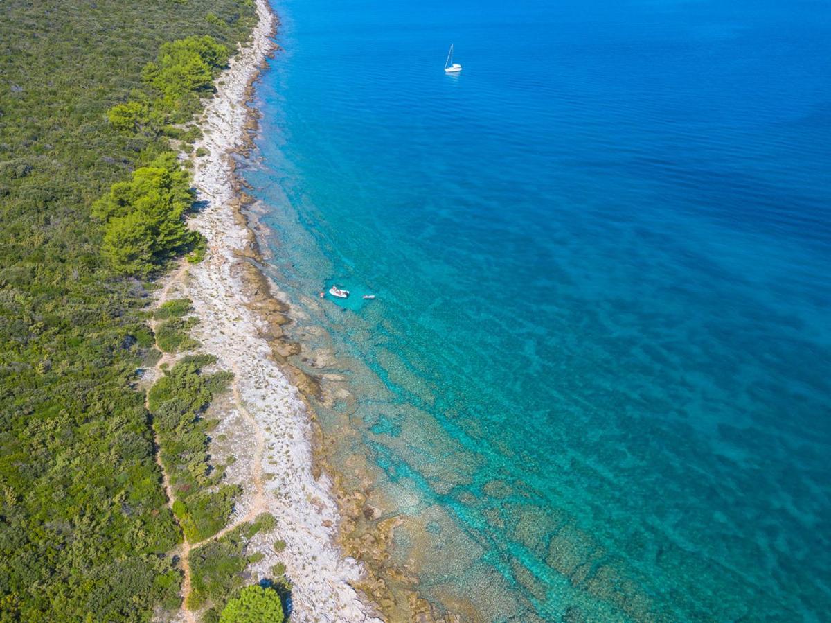 Caravan Near The Sea 2 Ugljan Εξωτερικό φωτογραφία